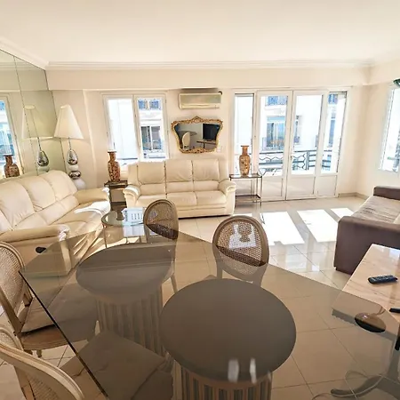 Ref Iles - Palmes D'or Apartment *